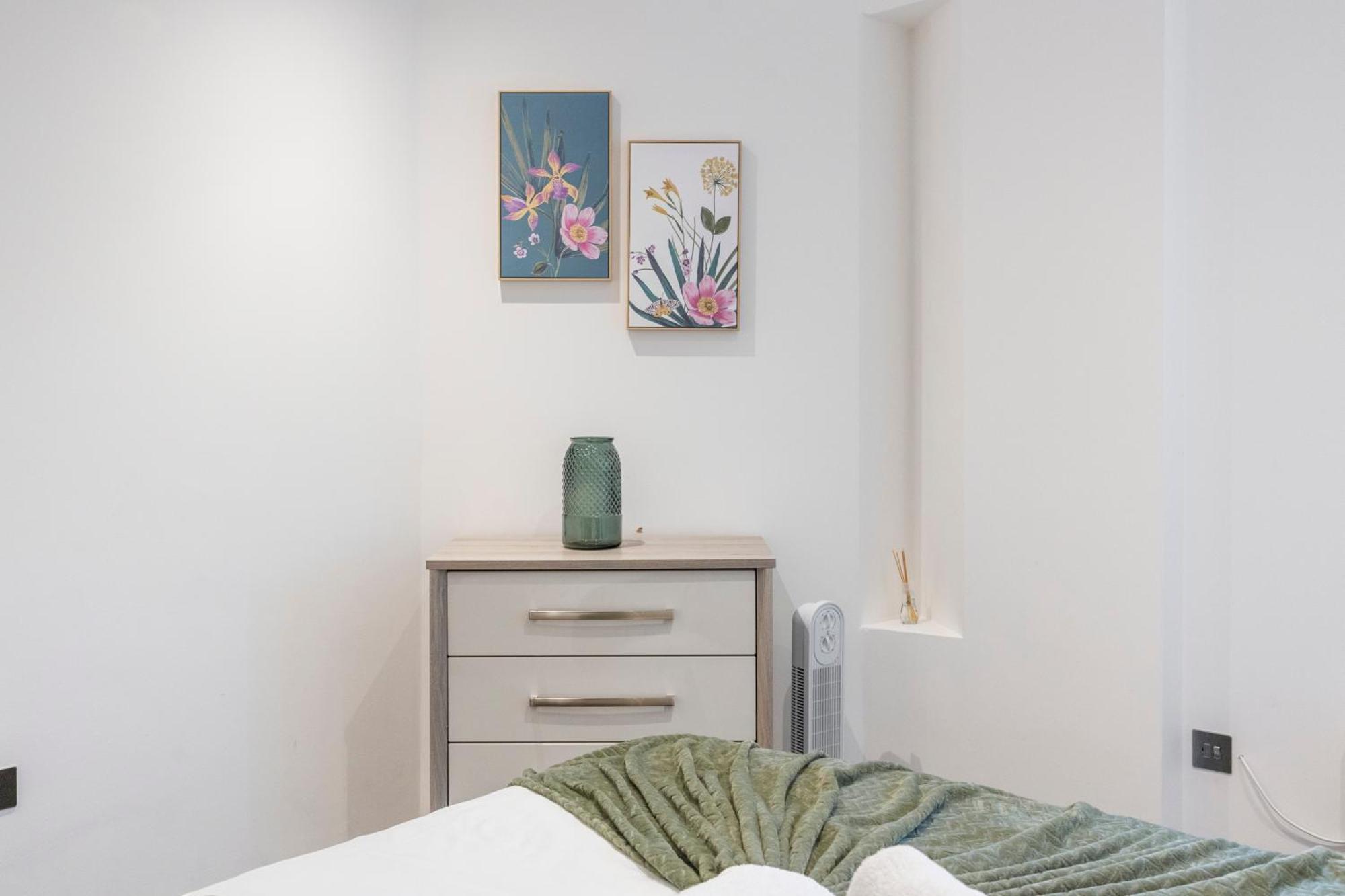Bright And Spacious Apartment - Excellent Location Londýn Exteriér fotografie